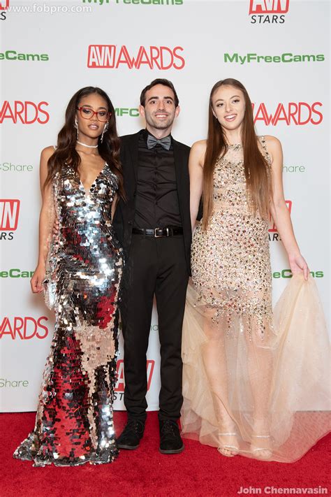 Gia Derza And Scarlit Scandal Share A Guy .